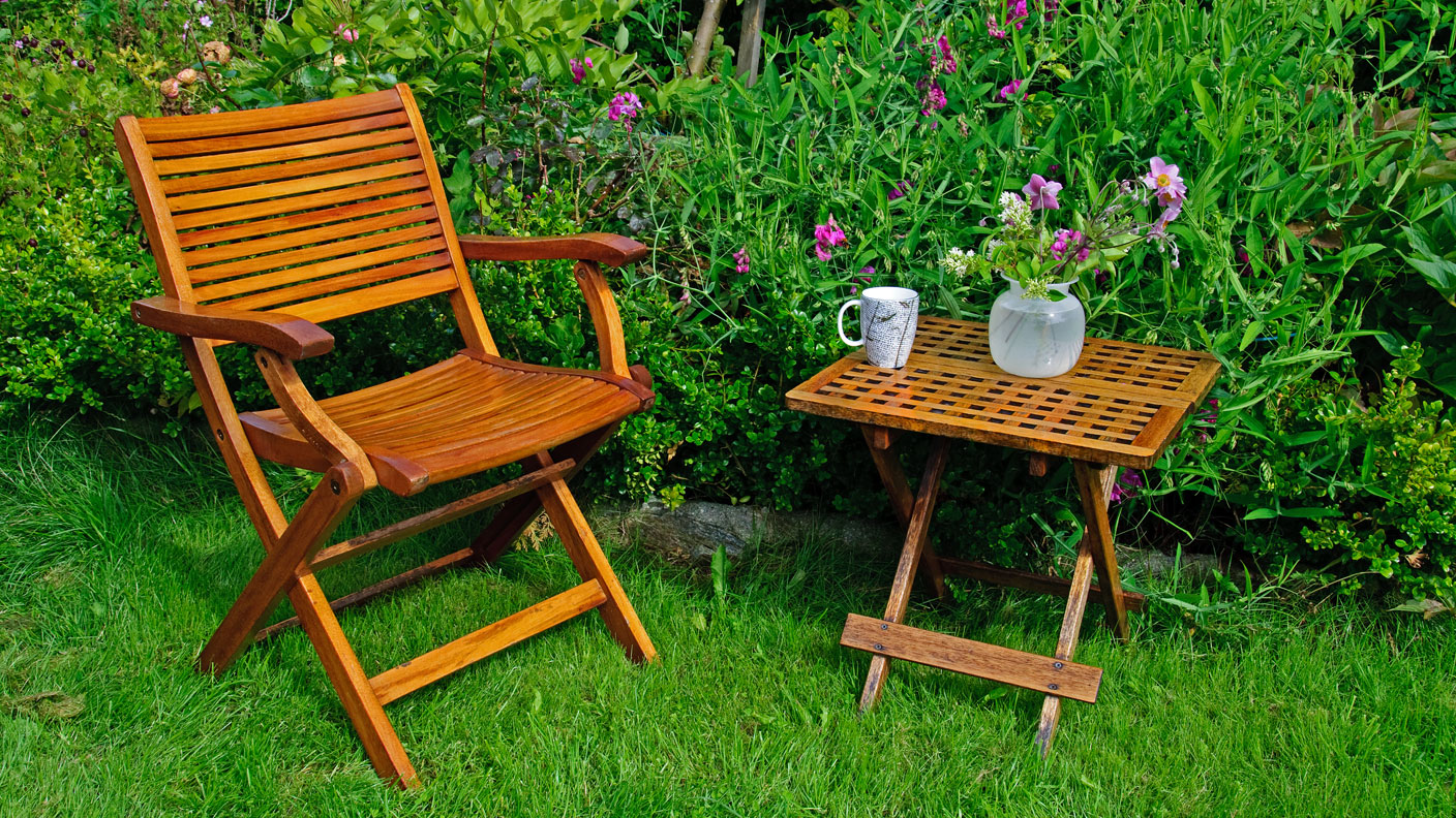 Buy the garden furniture (Gartenmöbel) that you like the most from a company post thumbnail image