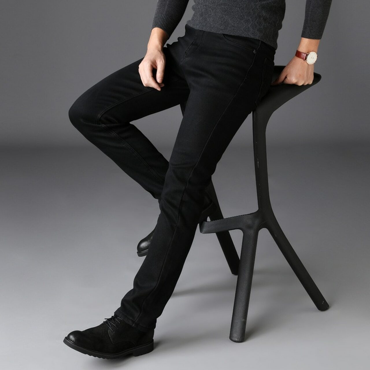 What Kind Of Material Is Used In Manufacturing Men’s Stretch Jeans? post thumbnail image