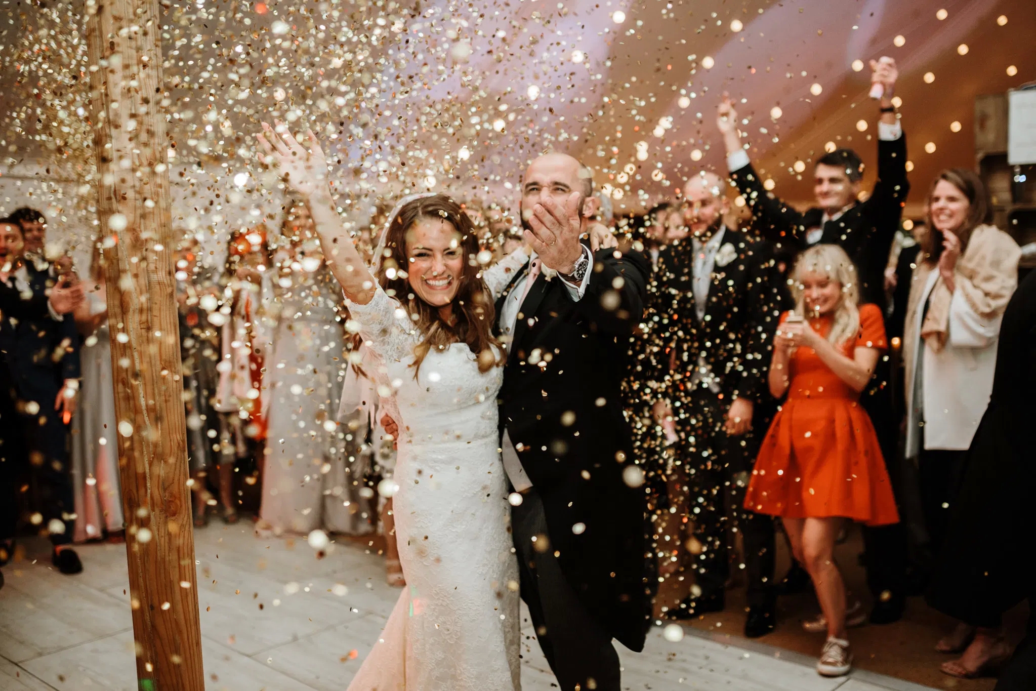 Dreamy Romantic Wedding On A Budget: 5 Tips To Keep In Mind post thumbnail image