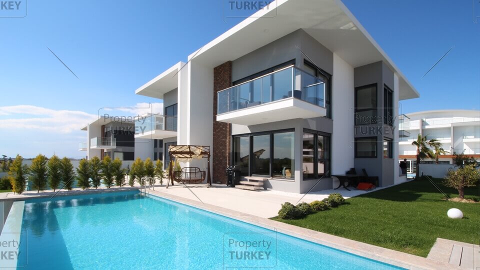Taking Advantage of Low Prices in Turkey’s Property Market post thumbnail image